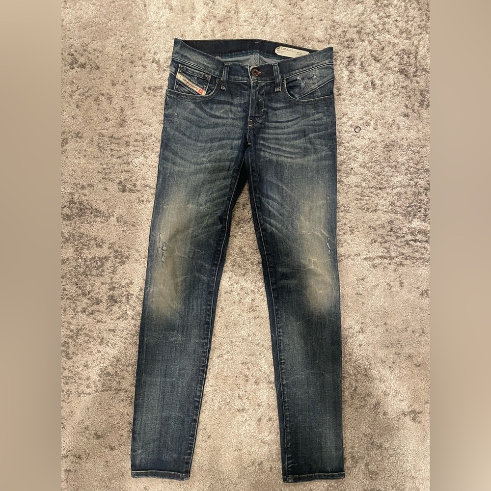 Diesel lightly used jeans. 26x30 . Stunning color !